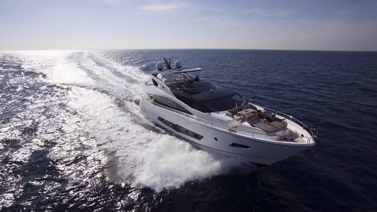 MOWANA yacht charter
