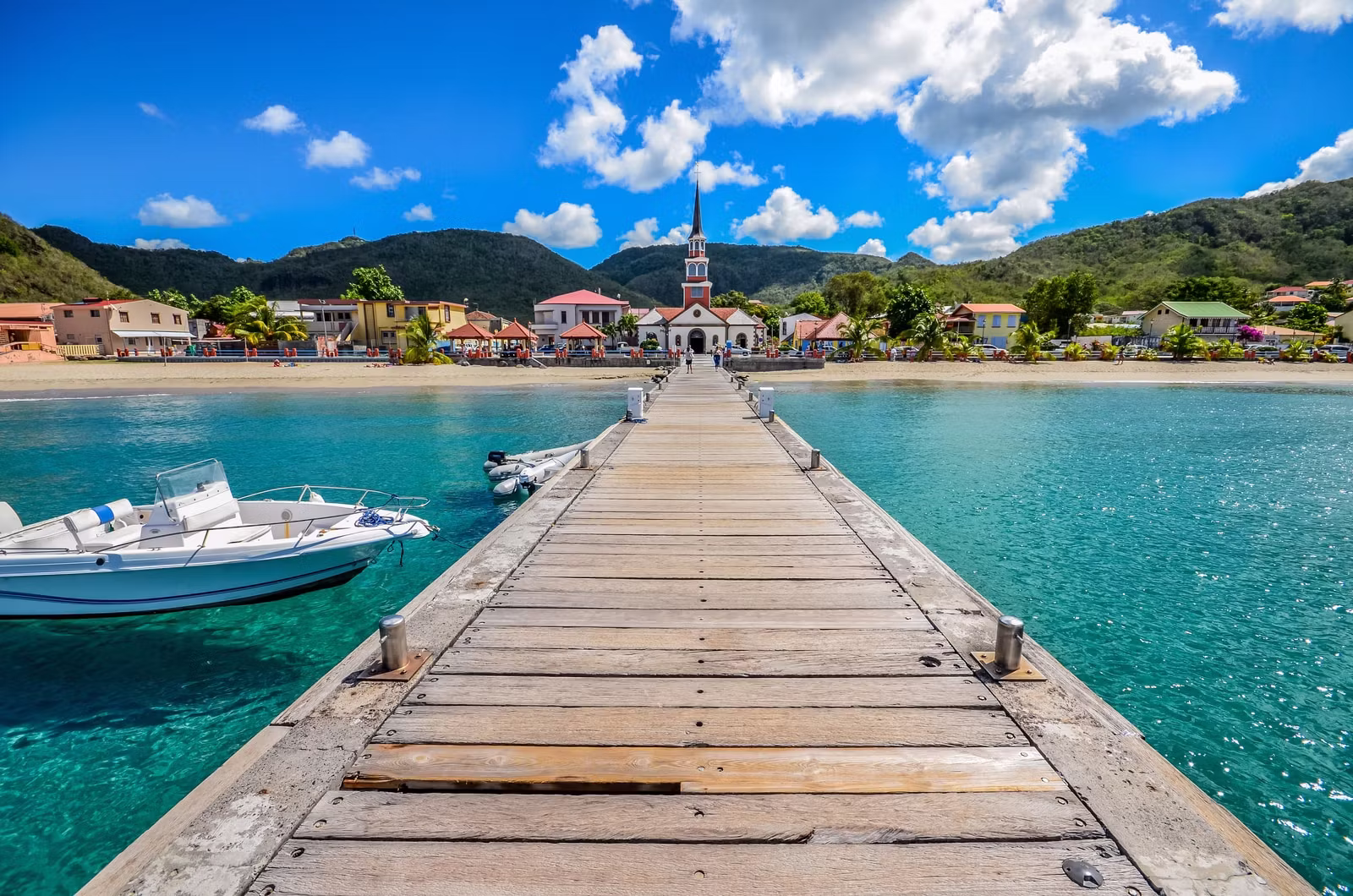 Martinique Luxury Yacht Charter
