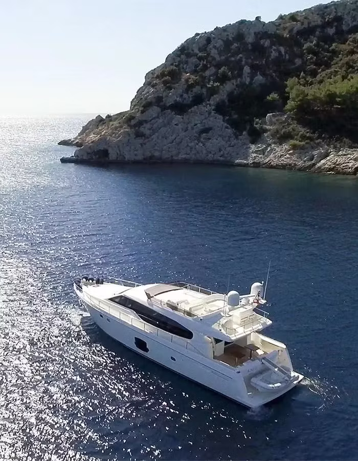 AMY Yacht