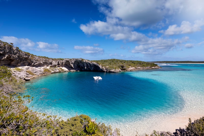 Dean’s Blue Hole, Long Island, Bahamas