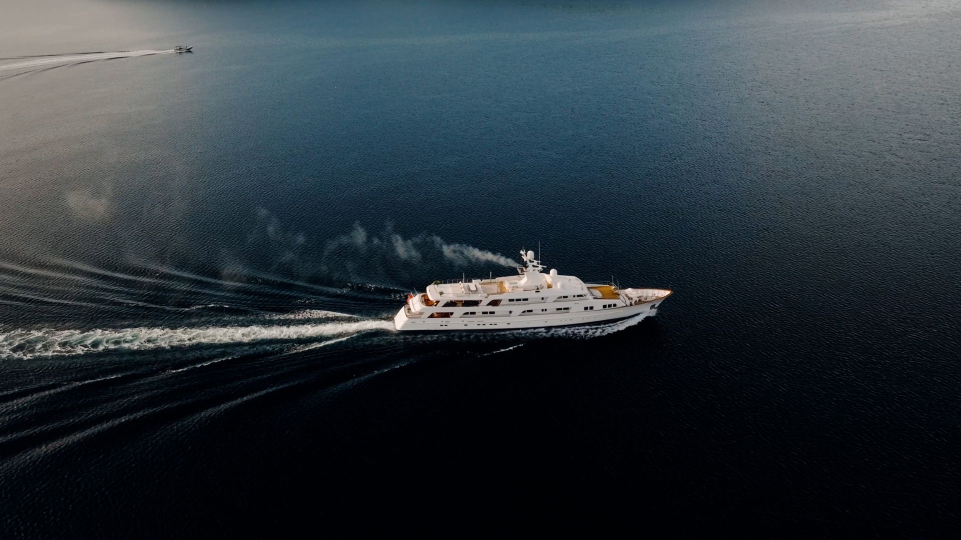 VICTORY cruising