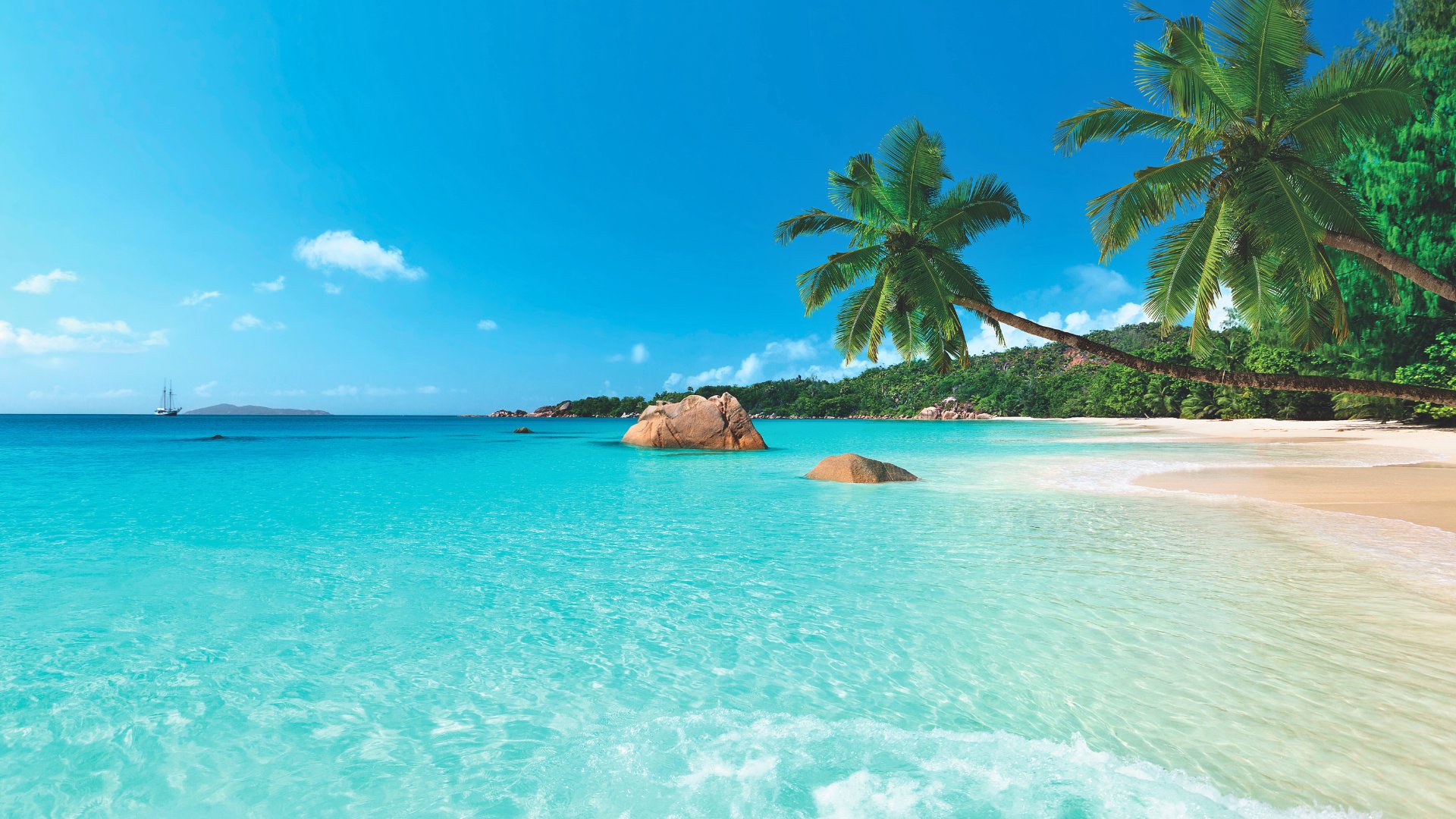 sandy beach in seychelles