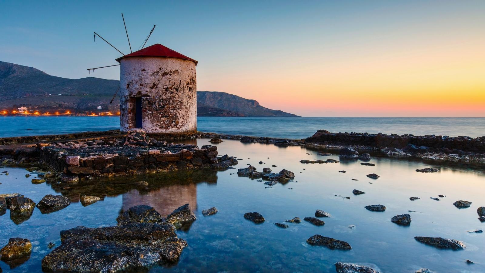 yacht charter in greece leros