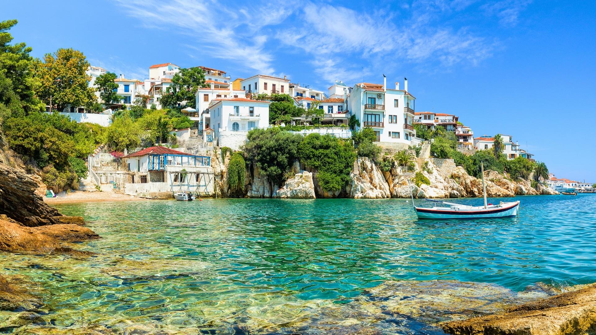 Skiathos Luxury Yacht Charter