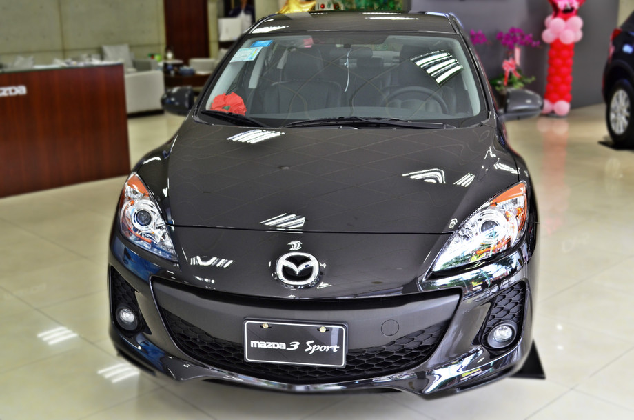 MAZDA3