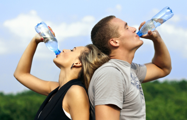 Staying Hydrated At Summer Festivals