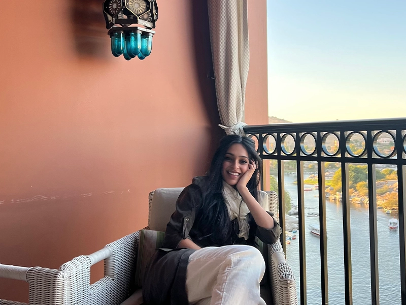 https://storage.googleapis.com/jacksonh/1/Juhi-Saxena-1.webp