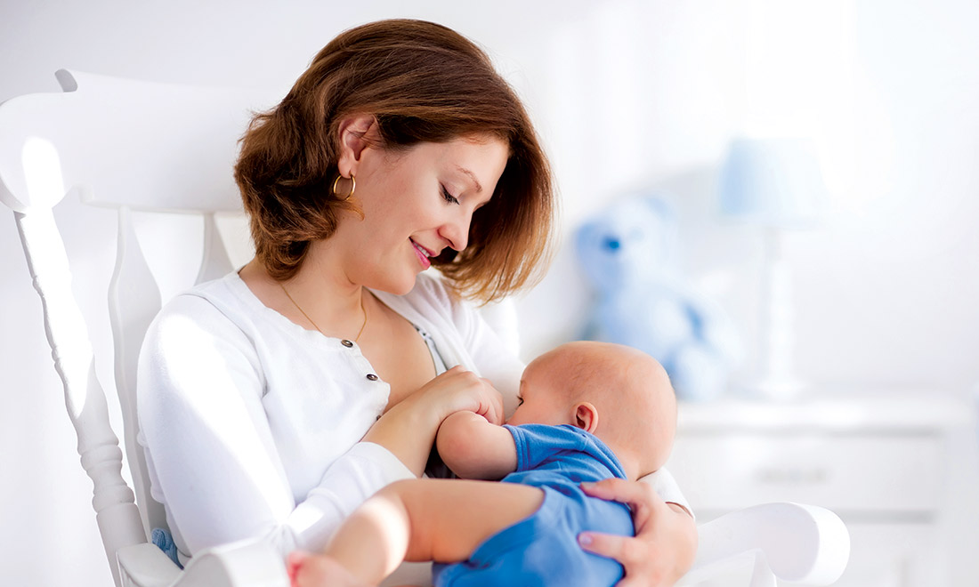 Which Classes to Take During Pregnancy: Childbirth, Breastfeeding & Newborn  Care