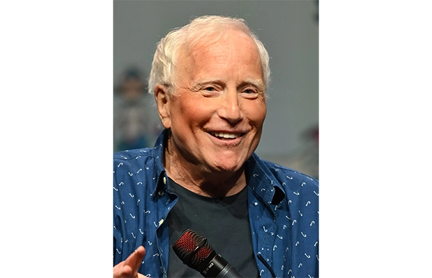 JAWS Star Richard Dreyfuss Sparks Health Buzz with Bronchitis Diagnosis ...