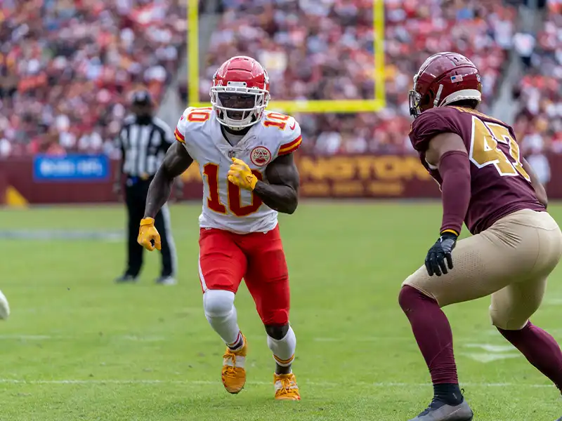 American football game where Tyreek Hill is seen