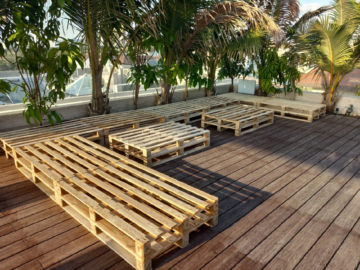 Wood Outdoor Furniture