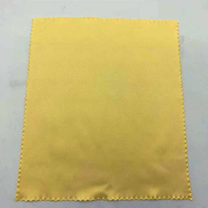 Kain Lap Pembersih Lensa Kacamata Halus Dan Lembut 13x13 Cm — 4