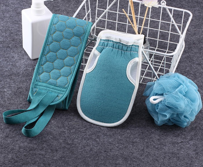 Perlengkapan Mandi Set / Alat Mandi Traveling 3 In 1 — 8