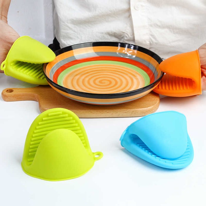 Sarung Tangan Silikon Anti Panas Oven Penjepit Tahan Panas Serbaguna — 2