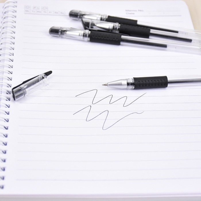 Alat Tulis Sekolah Pulpen Pen Gel Ink Tinta Cair Standard 0.5mm — 4