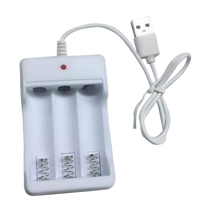 Charger Casan Isi Ulang Battery Baterai AA AAA 3 Slot Kabel Usb — 5