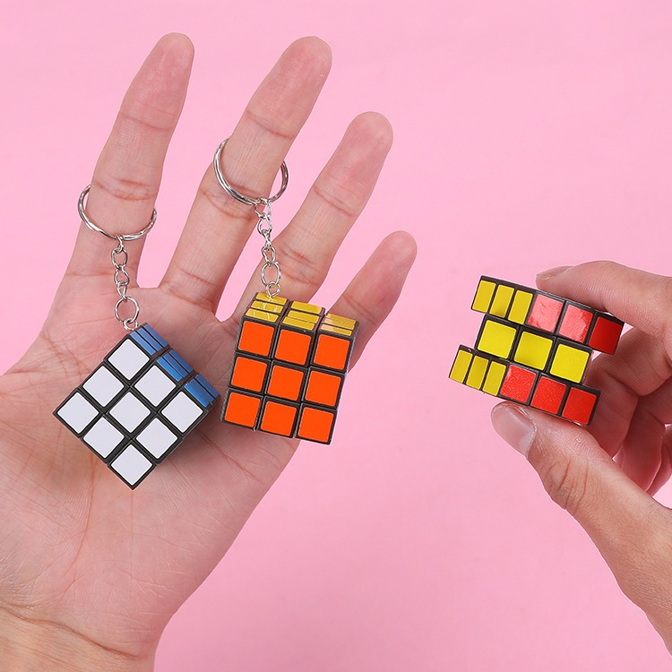Gantungan Kunci Puzzle Dadu 3 x 3 x 3 cm dengan Bahan Karet — 2