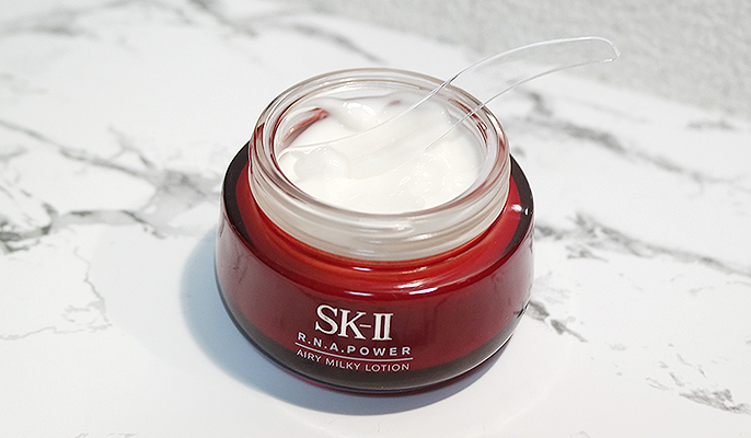 Kem chống lão hóa SK-II R.N.A Power Airy Milky Lotion 80g