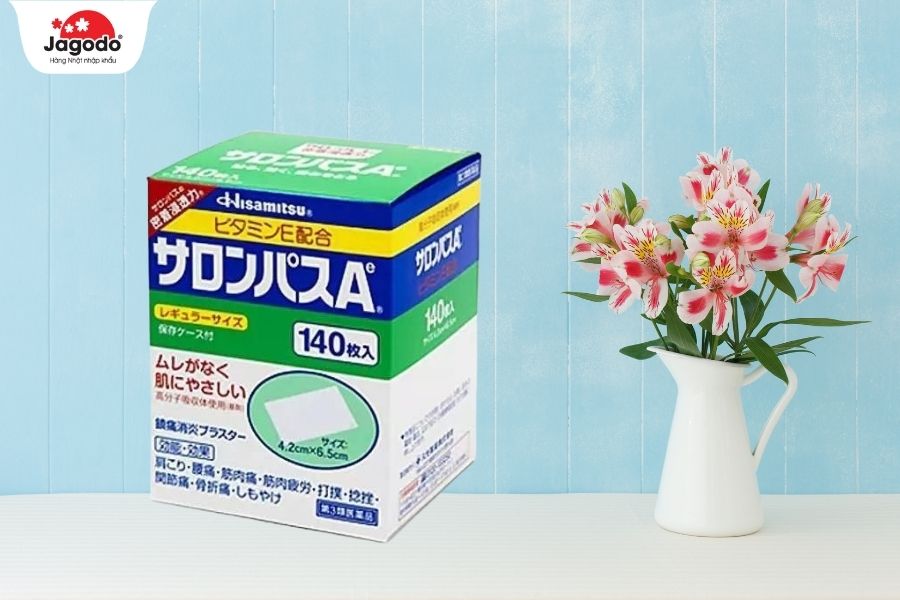 Cao dán giảm đau xương khớp Salonpas