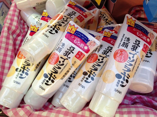 Sữa rửa mặt đậu nành Nhật review