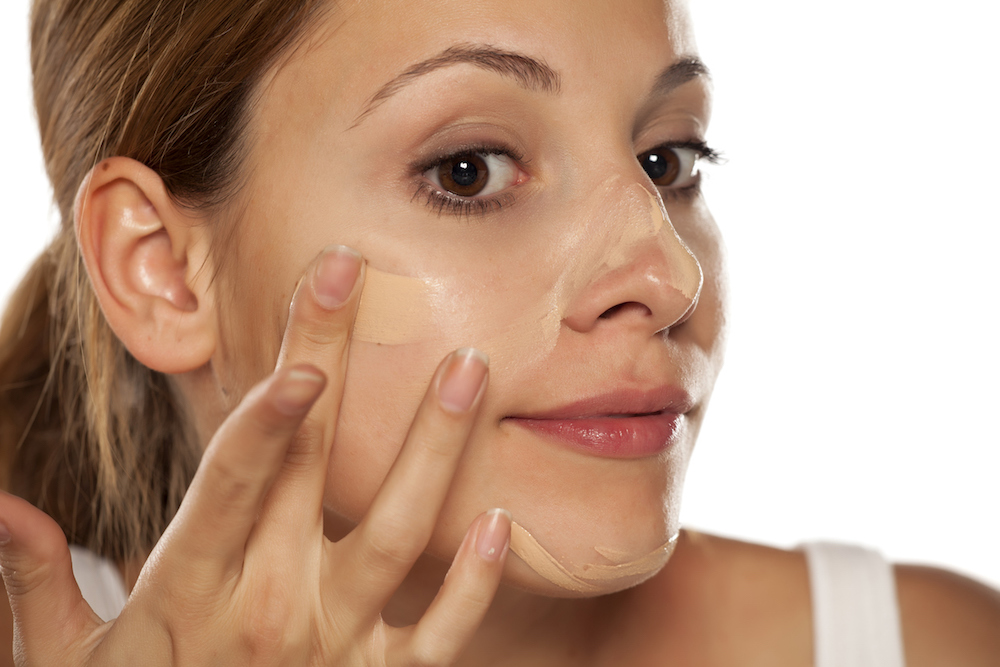 Kem trang điểm BB Kose Sekkisei White Cream 6 in 1 30g 6 6dfff4db 6 loi khi dung kem nen girl nao cung mac phai 1 - Kem trang điểm BB Kose Sekkisei White Cream 6 in 1 30g