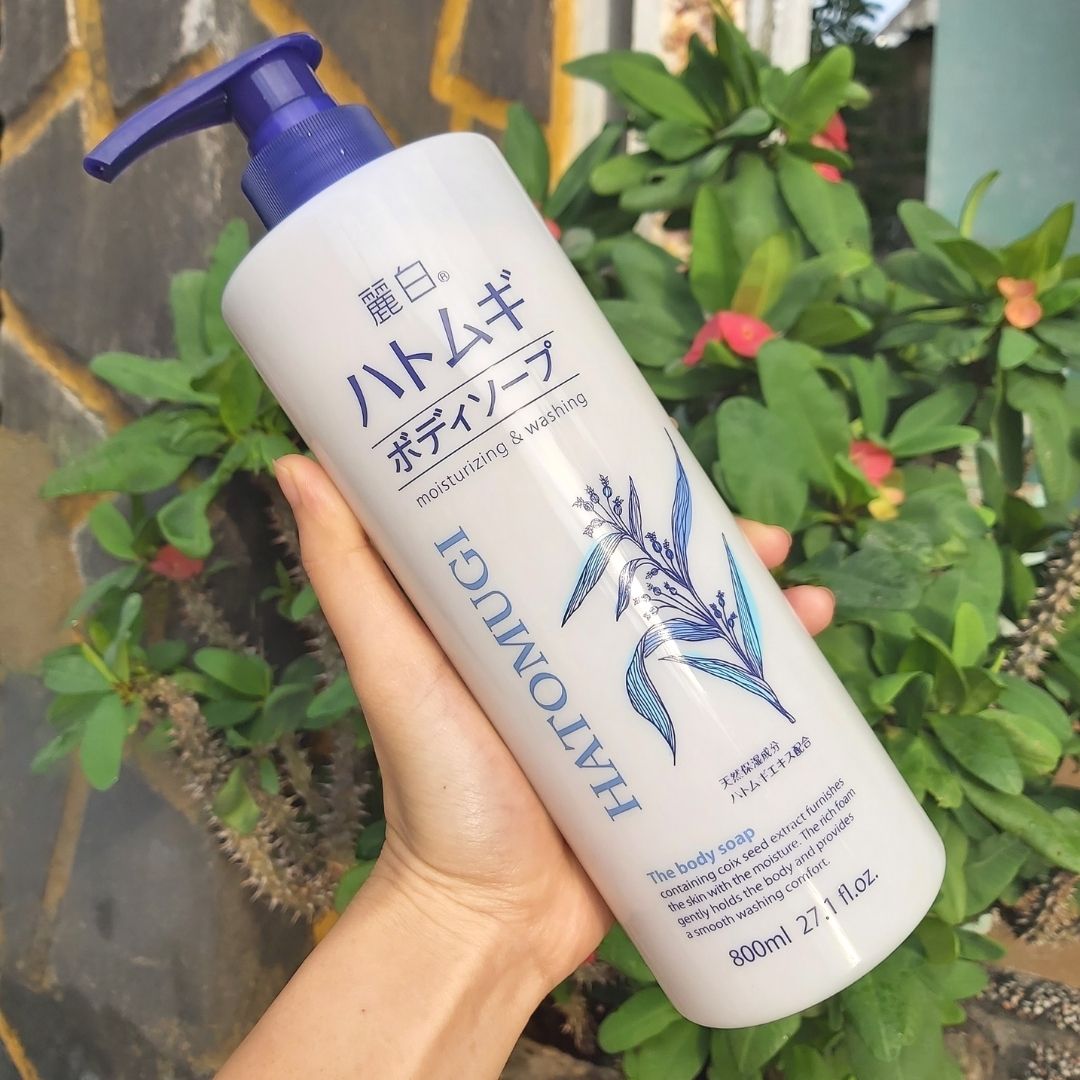 Sữa tắm dưỡng ẩm trắng da Hatomugi 800ml – Màu trắng 4 Sữa tắm dưỡng ẩm trắng da Hatomugi