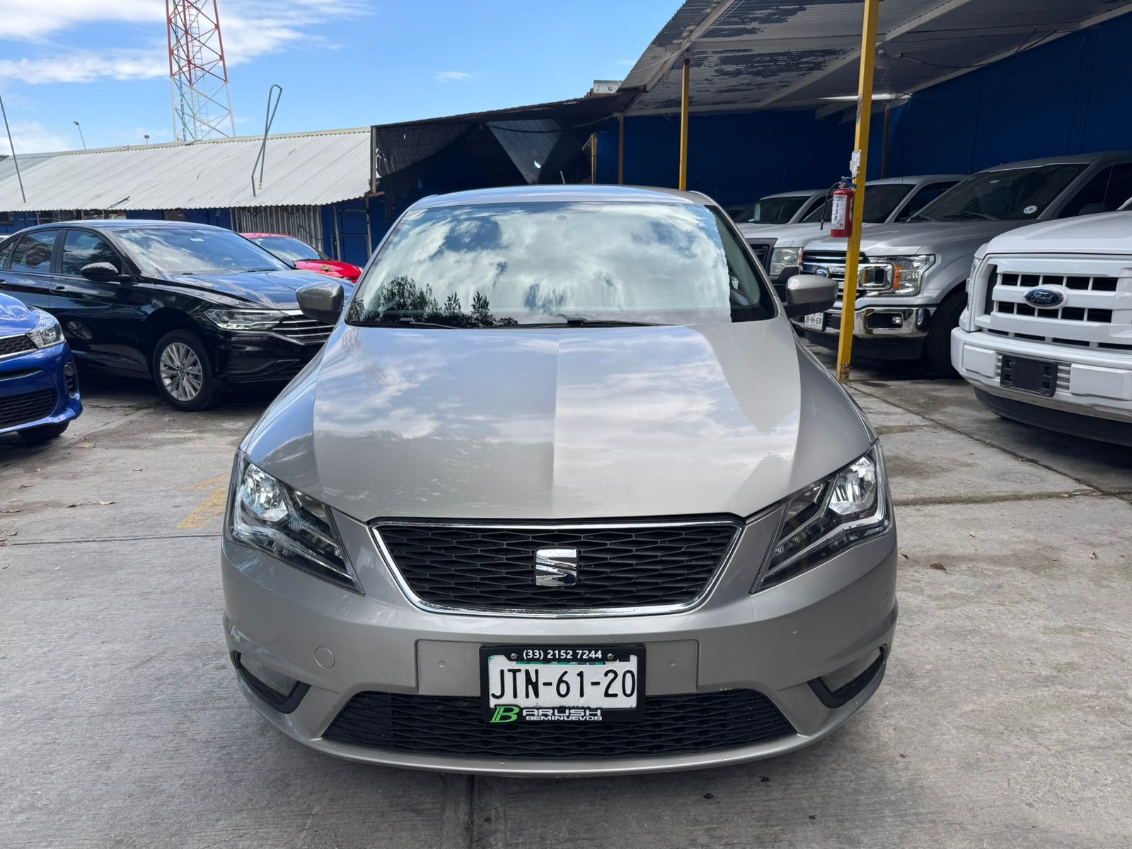 Seat Toledo 2016 REFERENCE Manual BEIGE