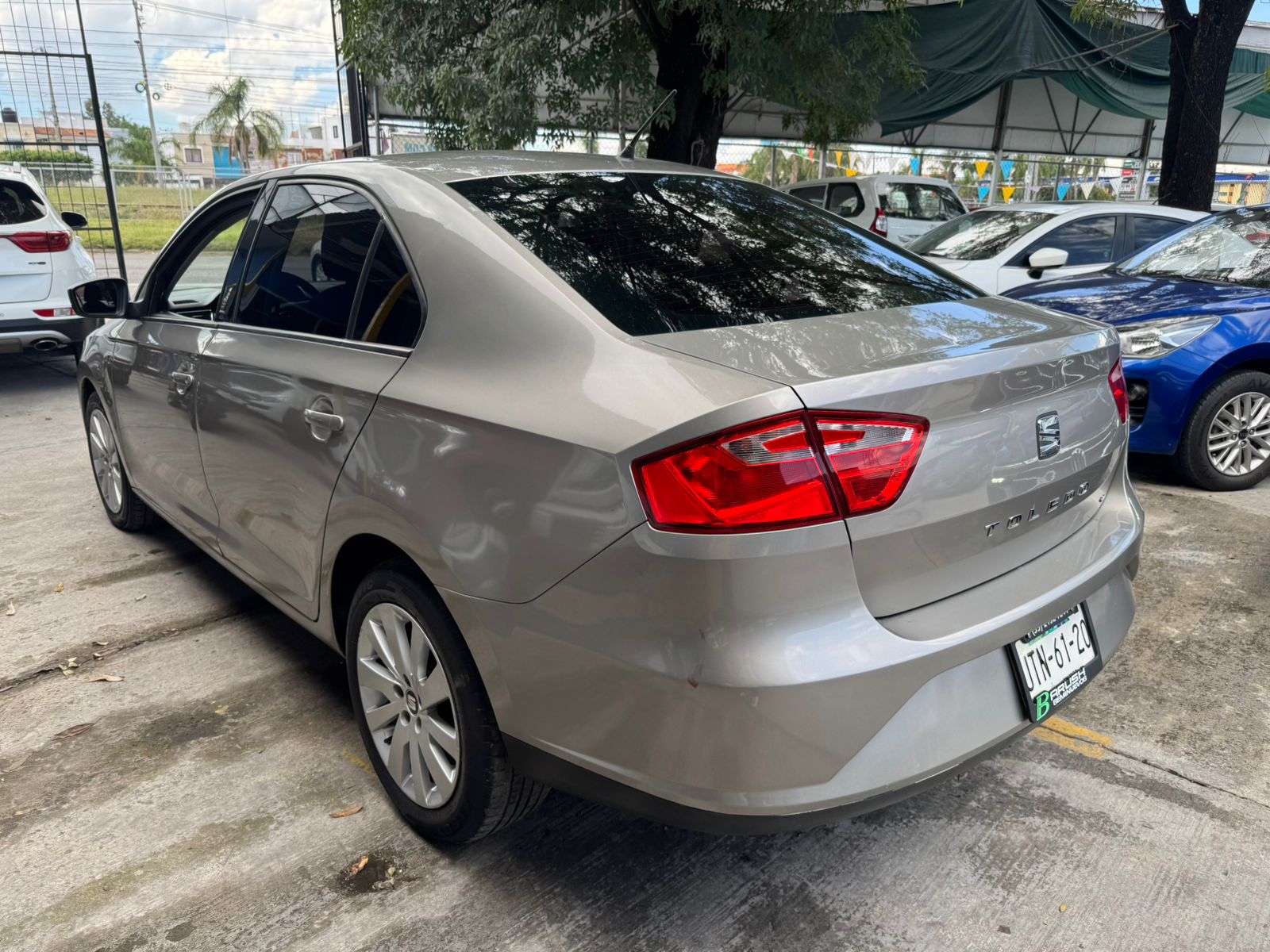 Seat Toledo 2016 REFERENCE Manual BEIGE