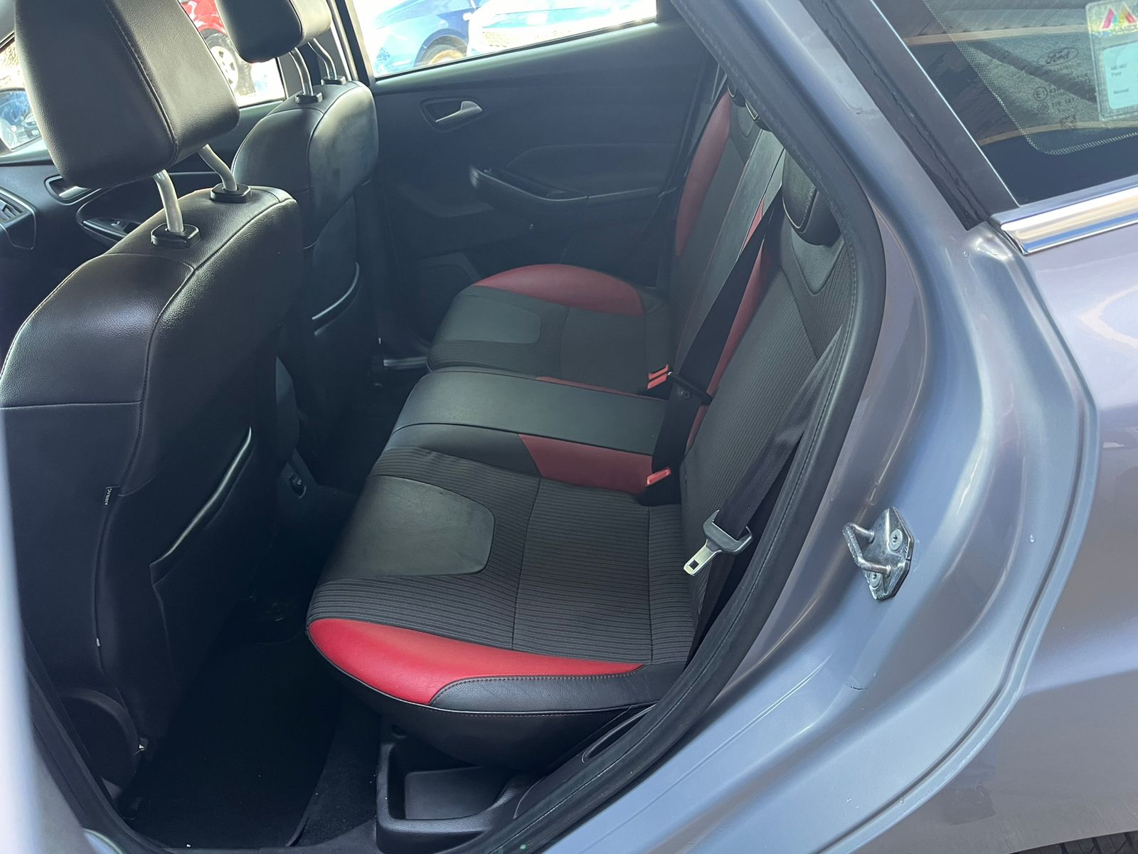 Ford Focus 2014 TITANIUM PLUS Automático GRIS