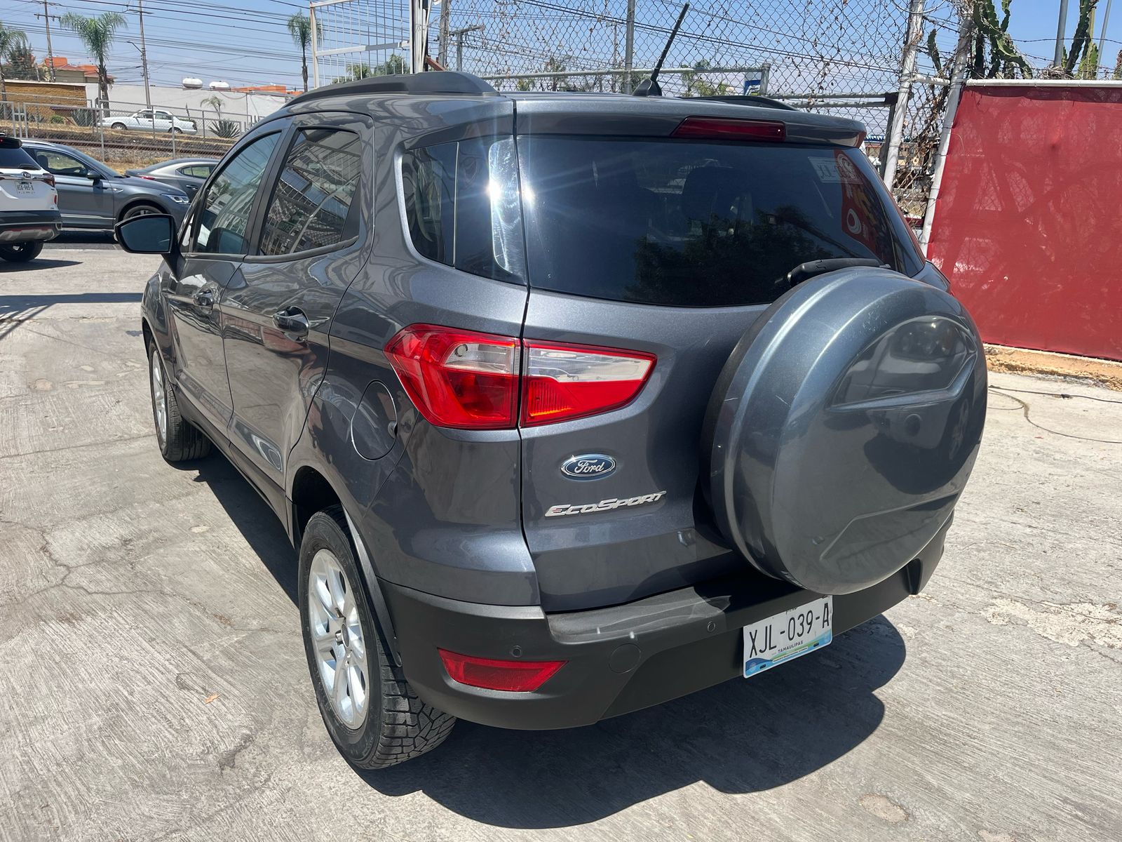 Ford EcoSport 2018 trend Manual gris