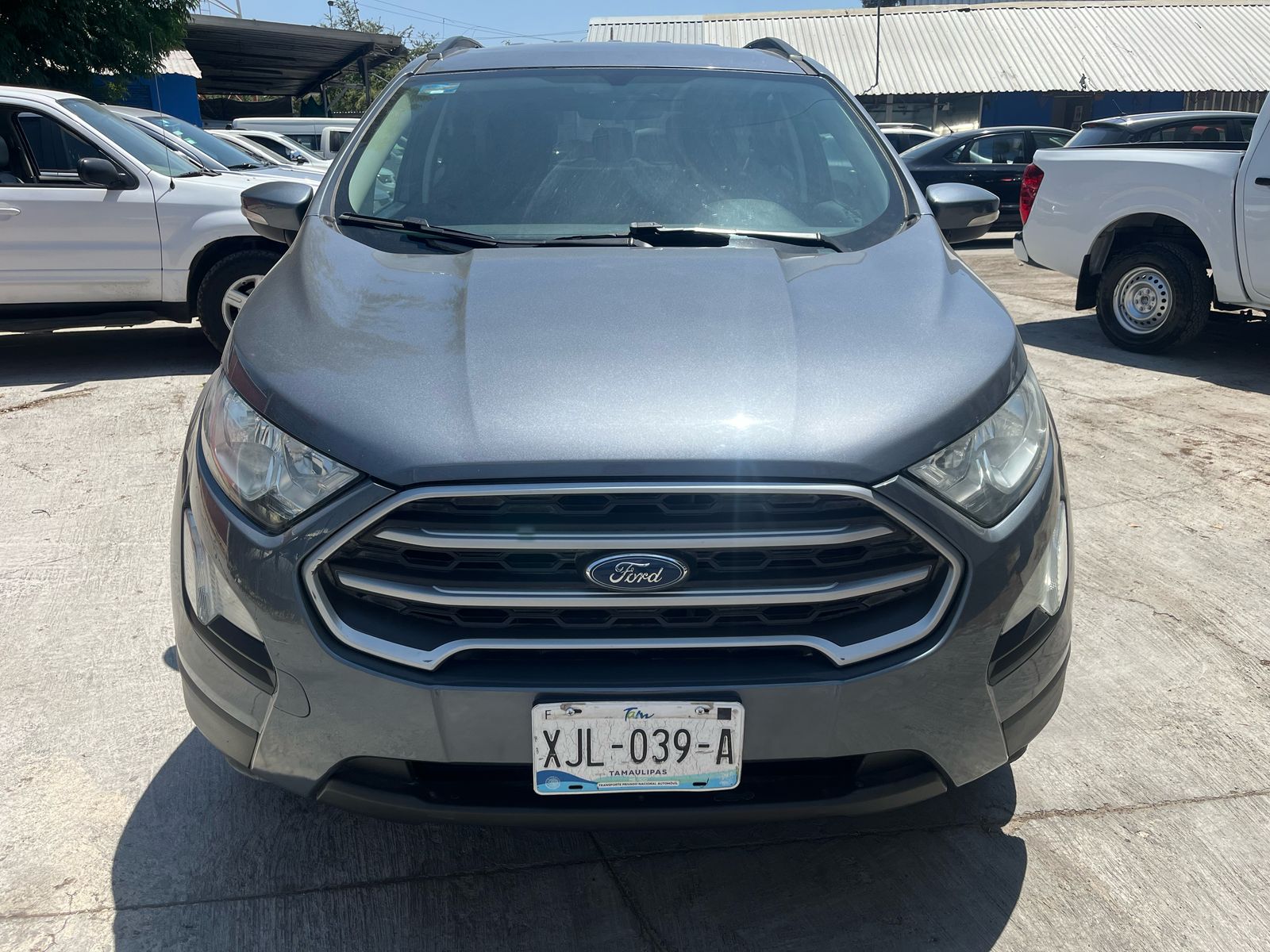 Ford EcoSport 2018 trend Manual gris