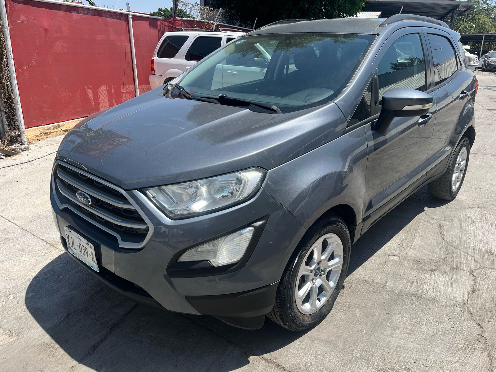 Ford EcoSport 2018 trend Manual gris