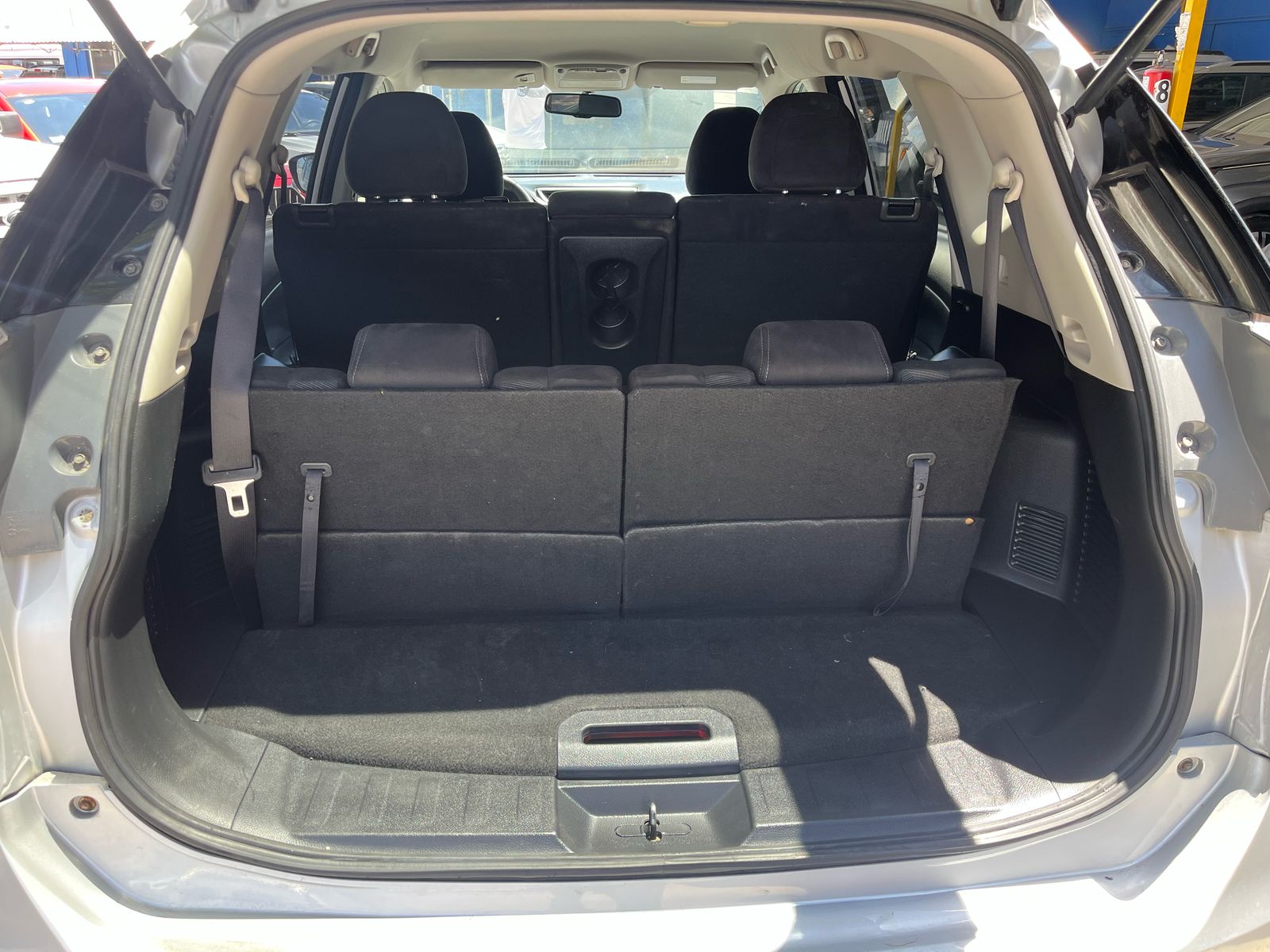 Nissan X-Trail 2016 sense Automático plata
