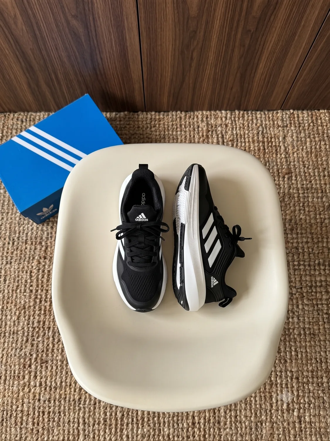 Adidas Bounce Negro - Blanco