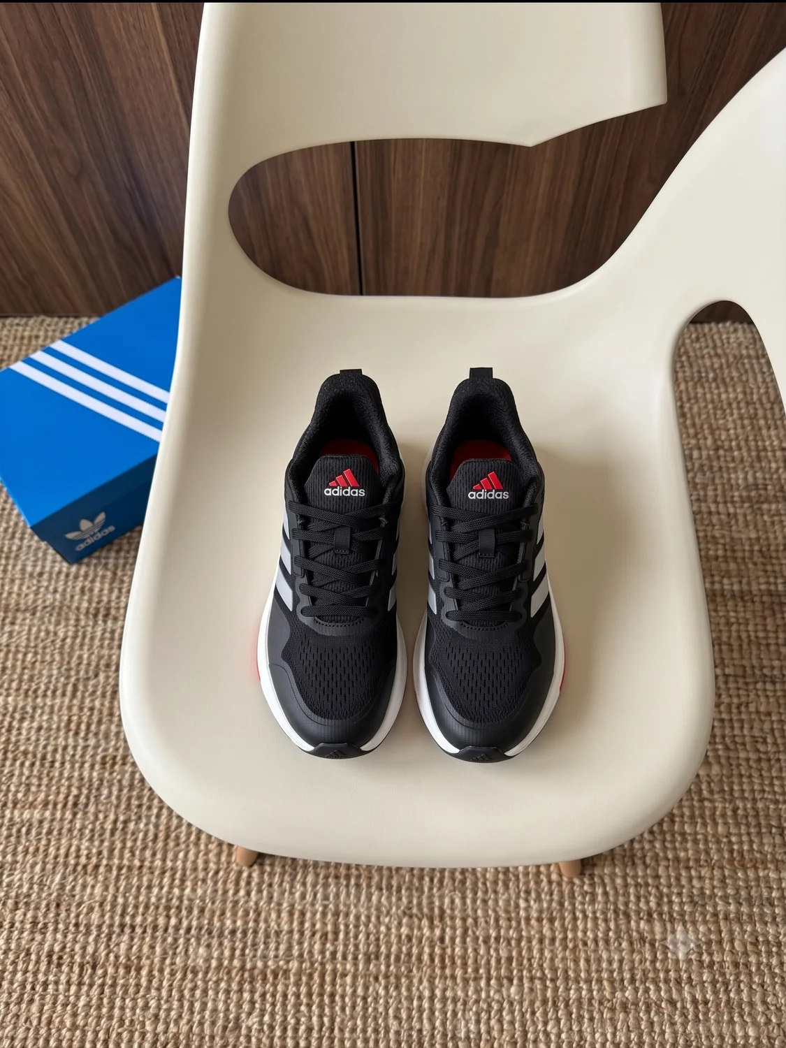 Adidas Bounce Negro - Rojo