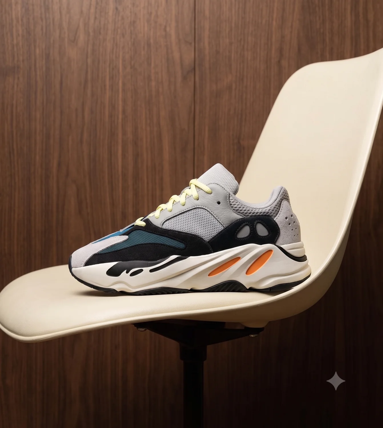 Adidas Yeezy 700