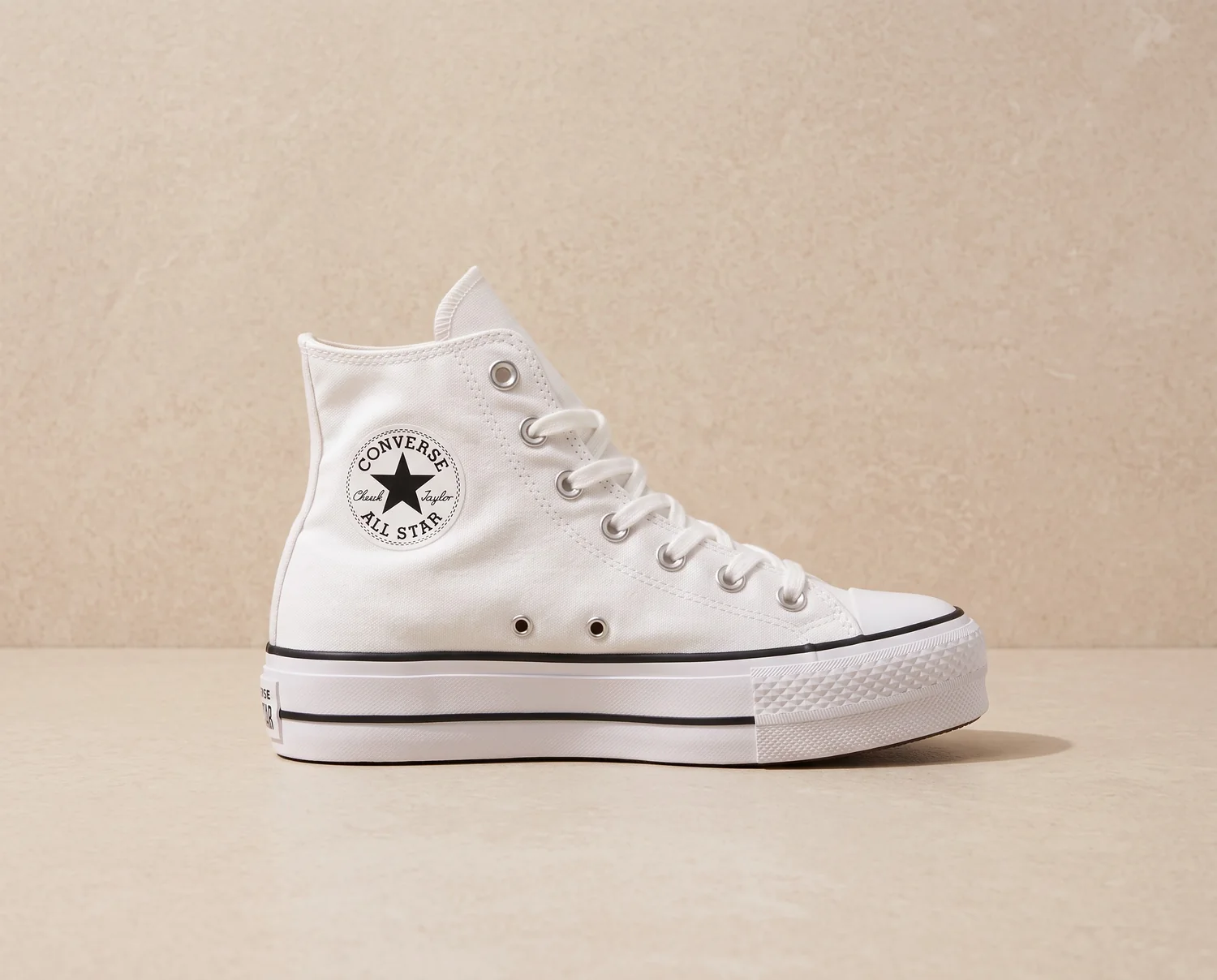 Converse Bota Beige - vista lateral