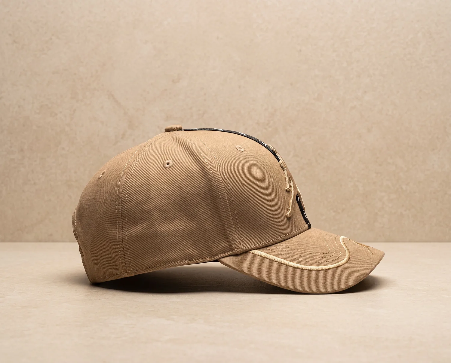 Gorra Jordan Beige