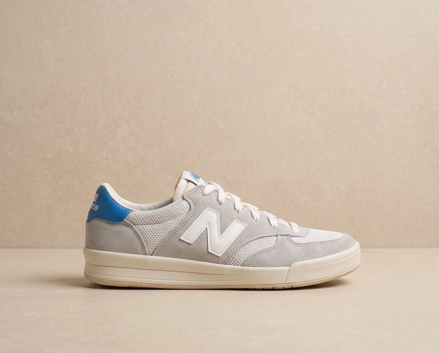 New Balance 2000 - vista lateral
