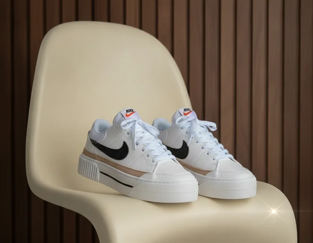Nike Legacy Blanco - Beige