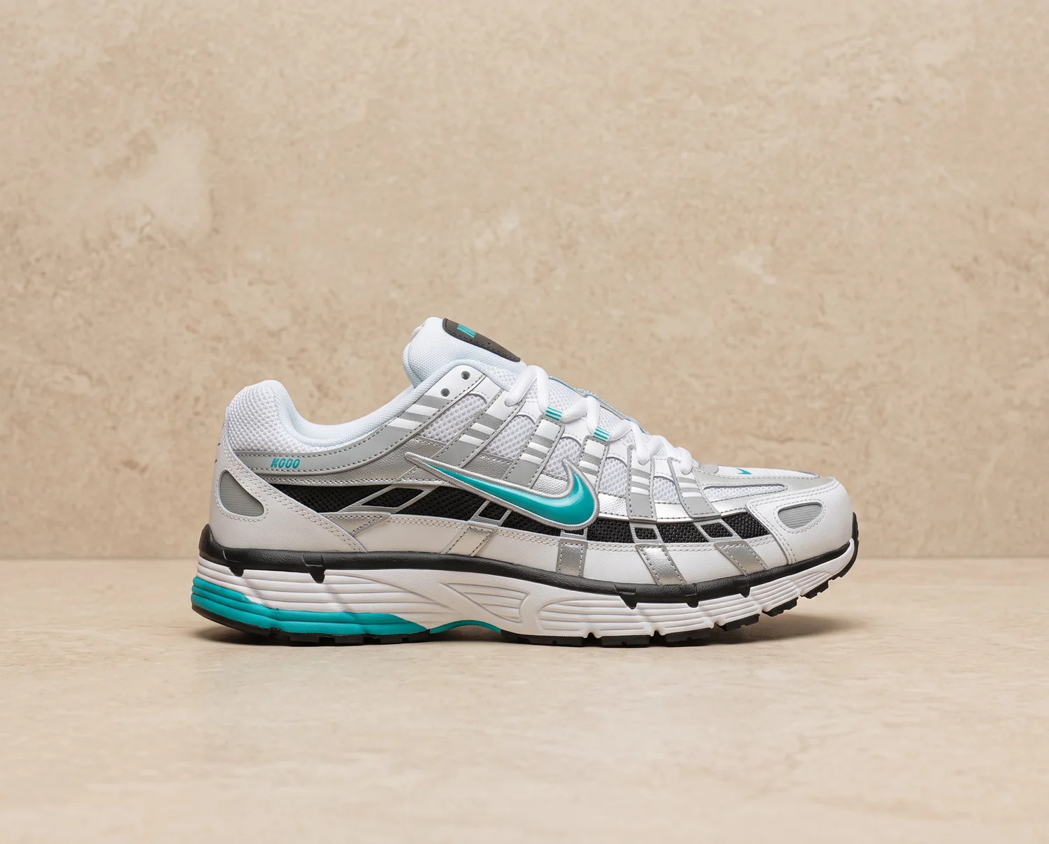 Nike P6000 - Plateado / Azul - vista lateral