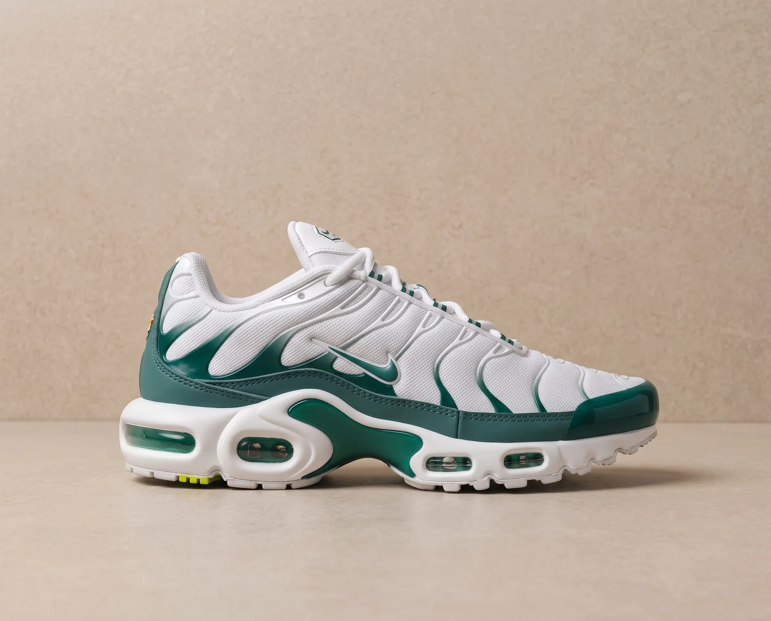 Nike TN Blanco - Verde - vista lateral