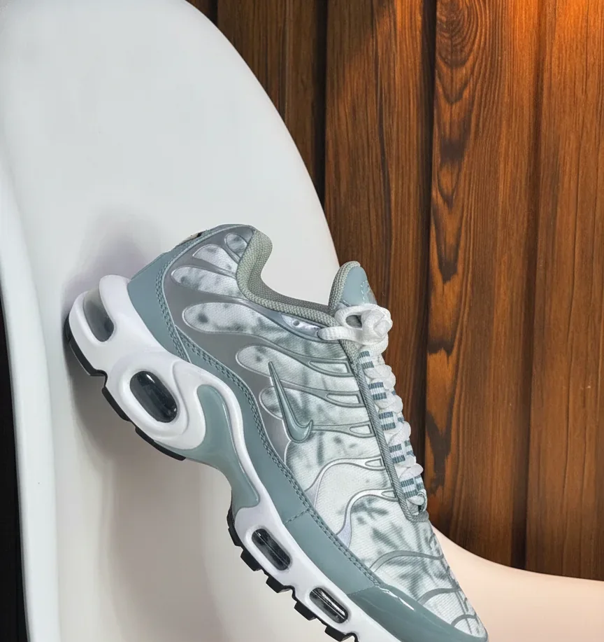 Nike TN Gris Estampado