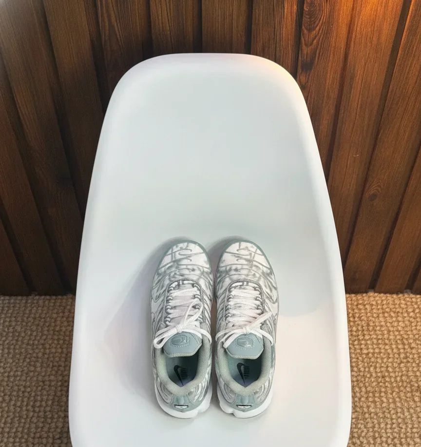 Nike TN Gris Estampado