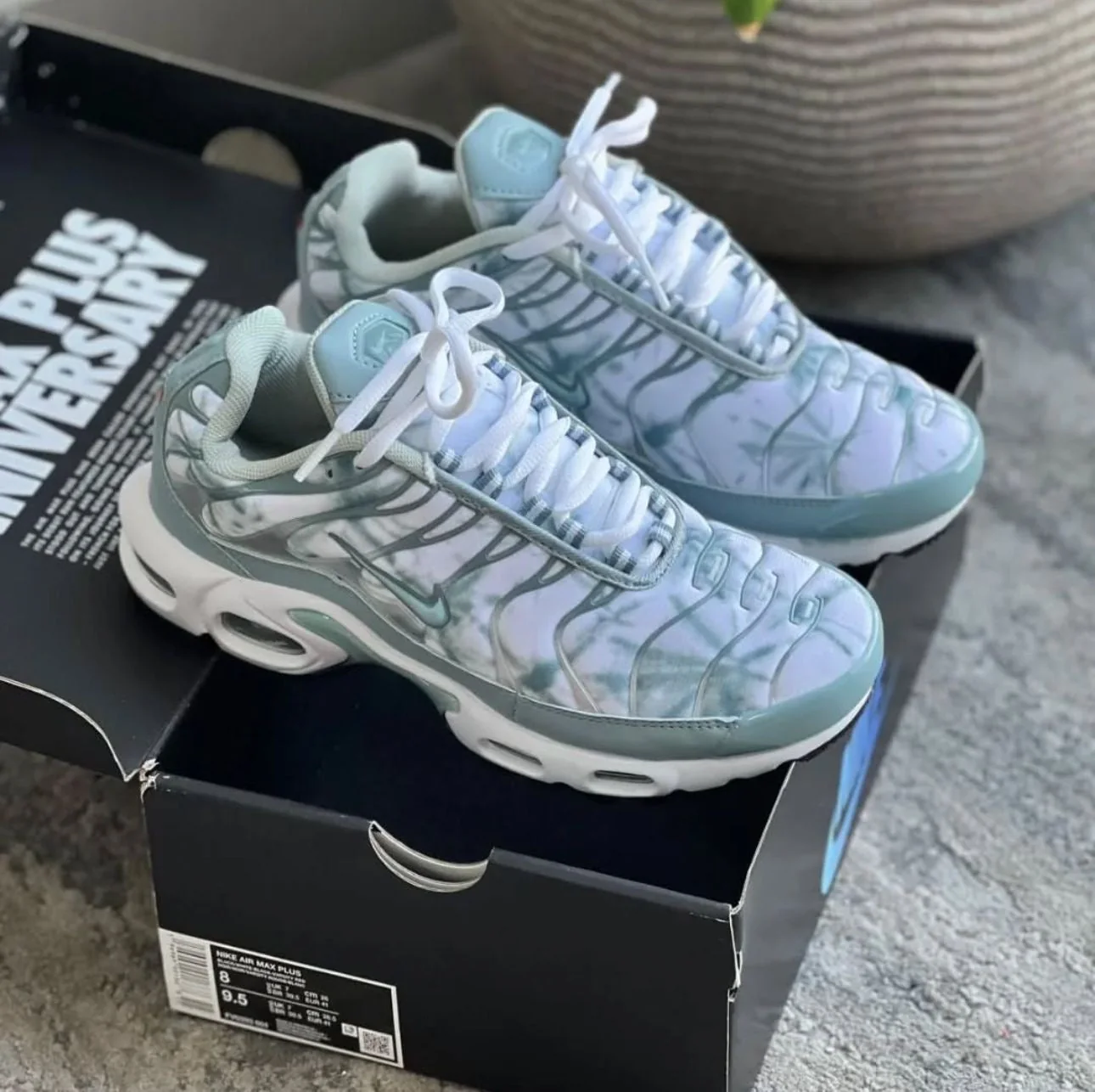 Nike TN Gris Estampado