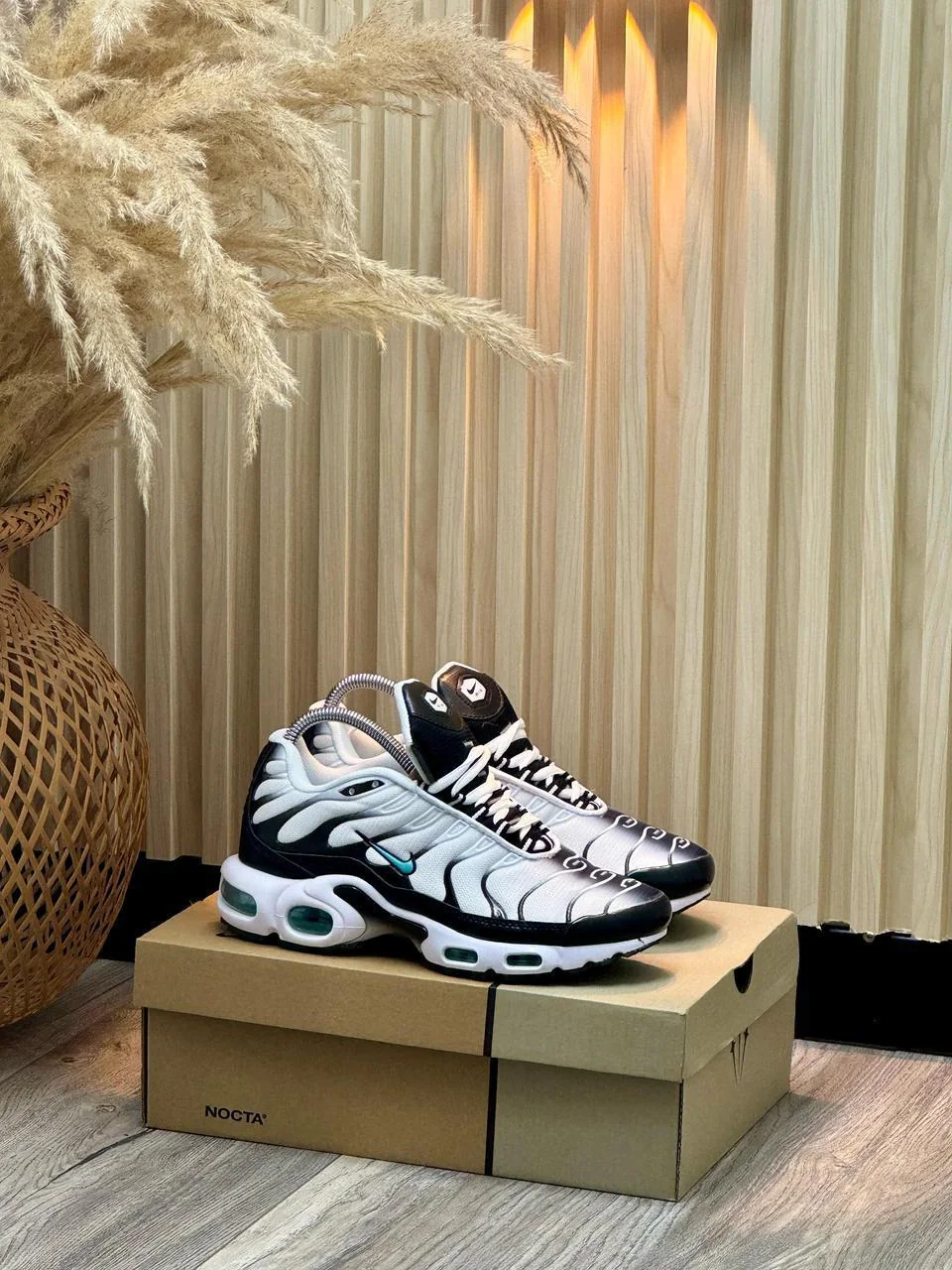 Nike TN Negro - Gris