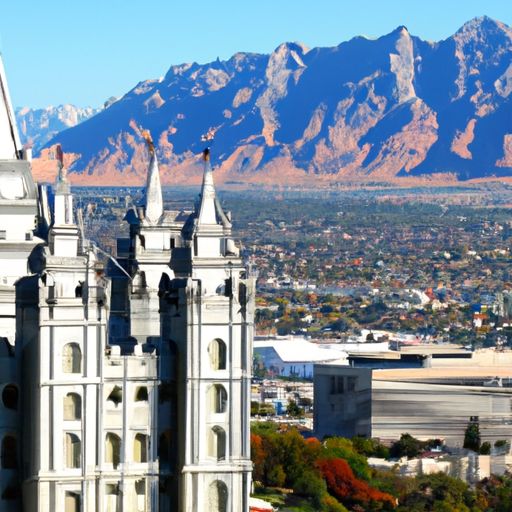 Salt Lake City, hlavní město státu Utah v USA, nabízí nejen krásné panorama hor a jezera, ale i množství architektonických skvostů, souvisejících s mormonskou církví, a historických památek, jako jsou zachovalé budovy z dob těžby zlata a stříbra v tzv. zemi Kamenů. Přečtěte si náš průvodce po zajímavostech této fascinující destinace.