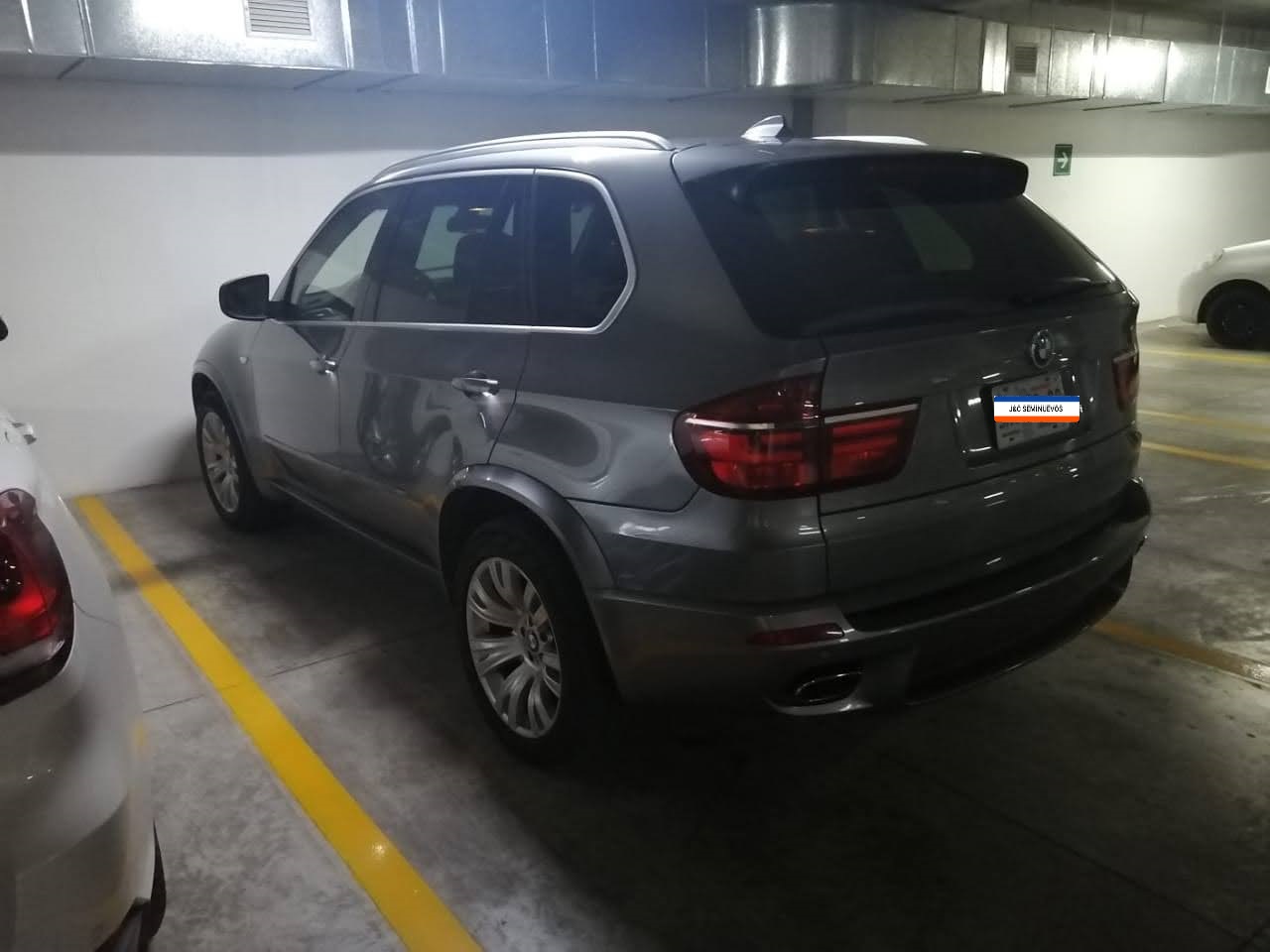 BMW X5 2013 X DRIVE 50IA SECURITY M SPORT Automático Gris