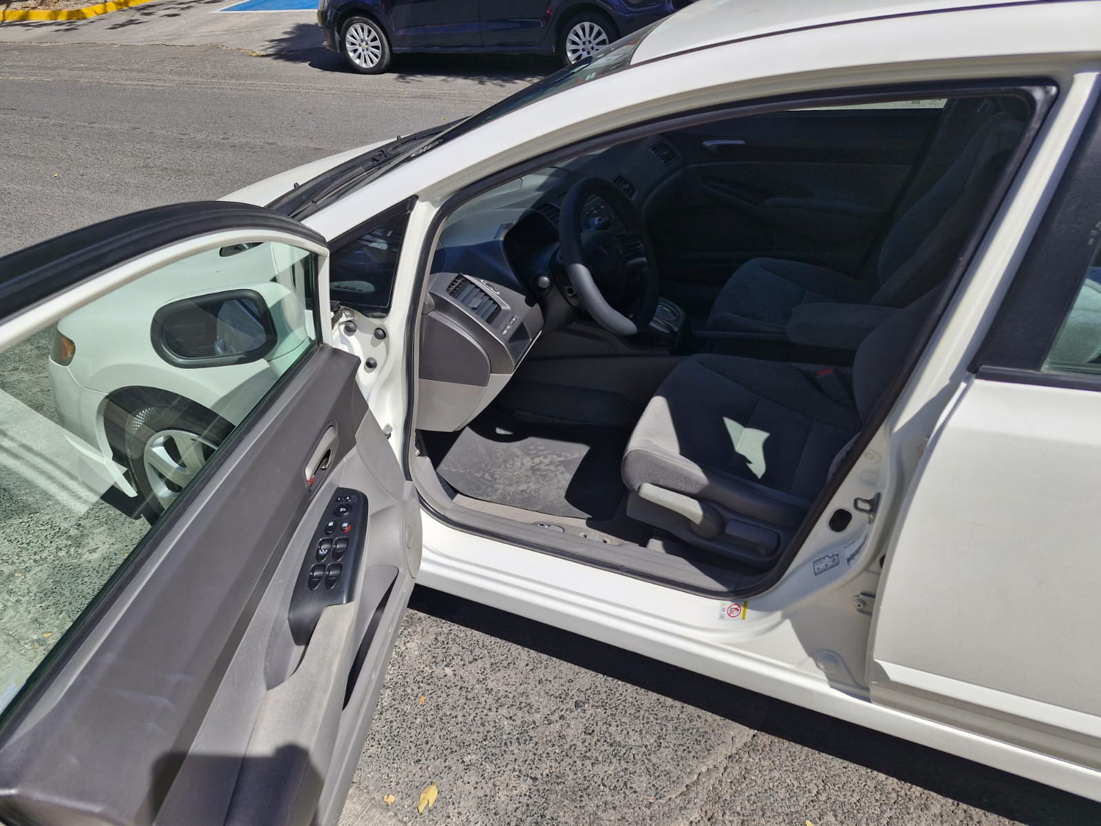 Honda Civic 2008 LX Automático Blanco