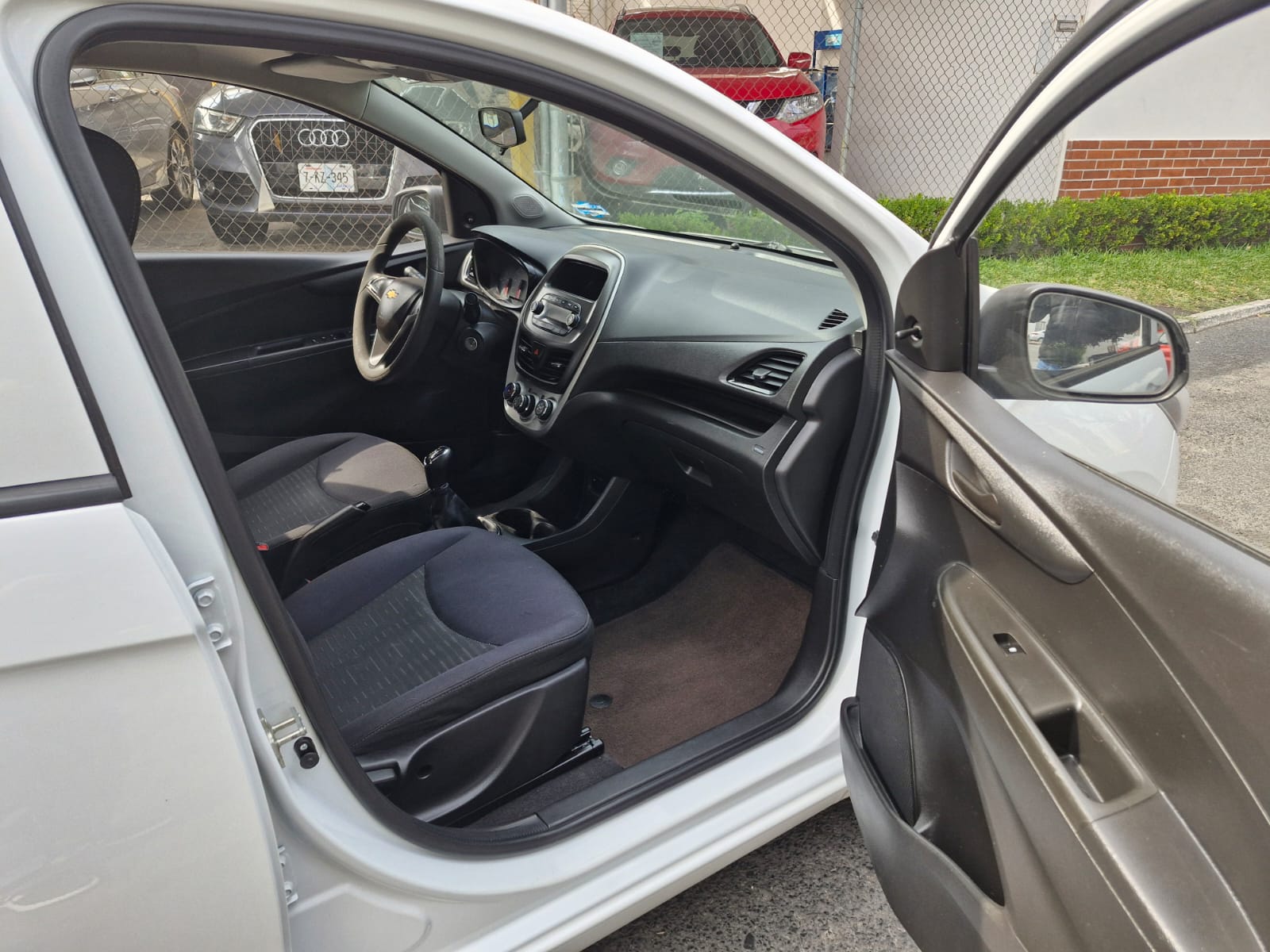 Chevrolet Spark 2016 LT PAQ. B NUEVA GENERACION Manual Blanco